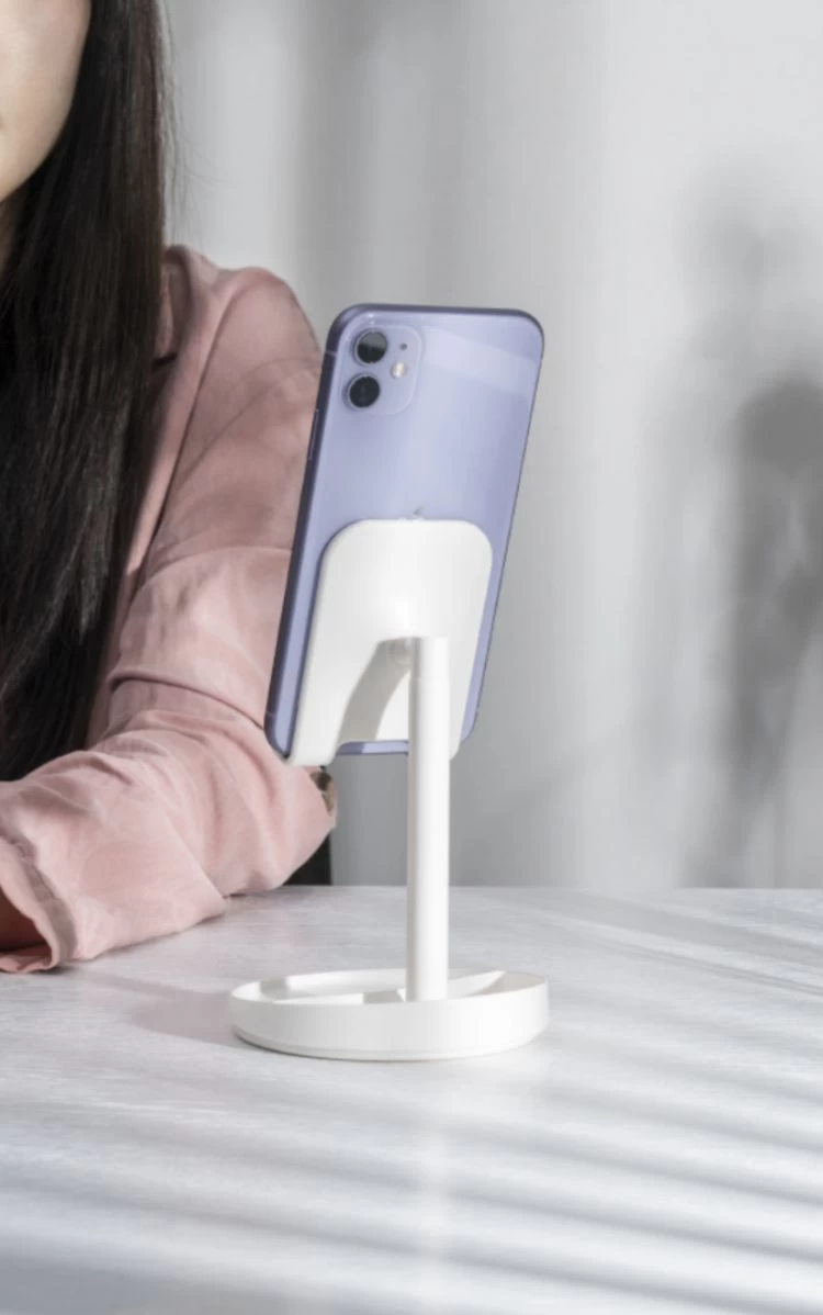  Dažādi Nillkin Desktop Stand ZN003  balts