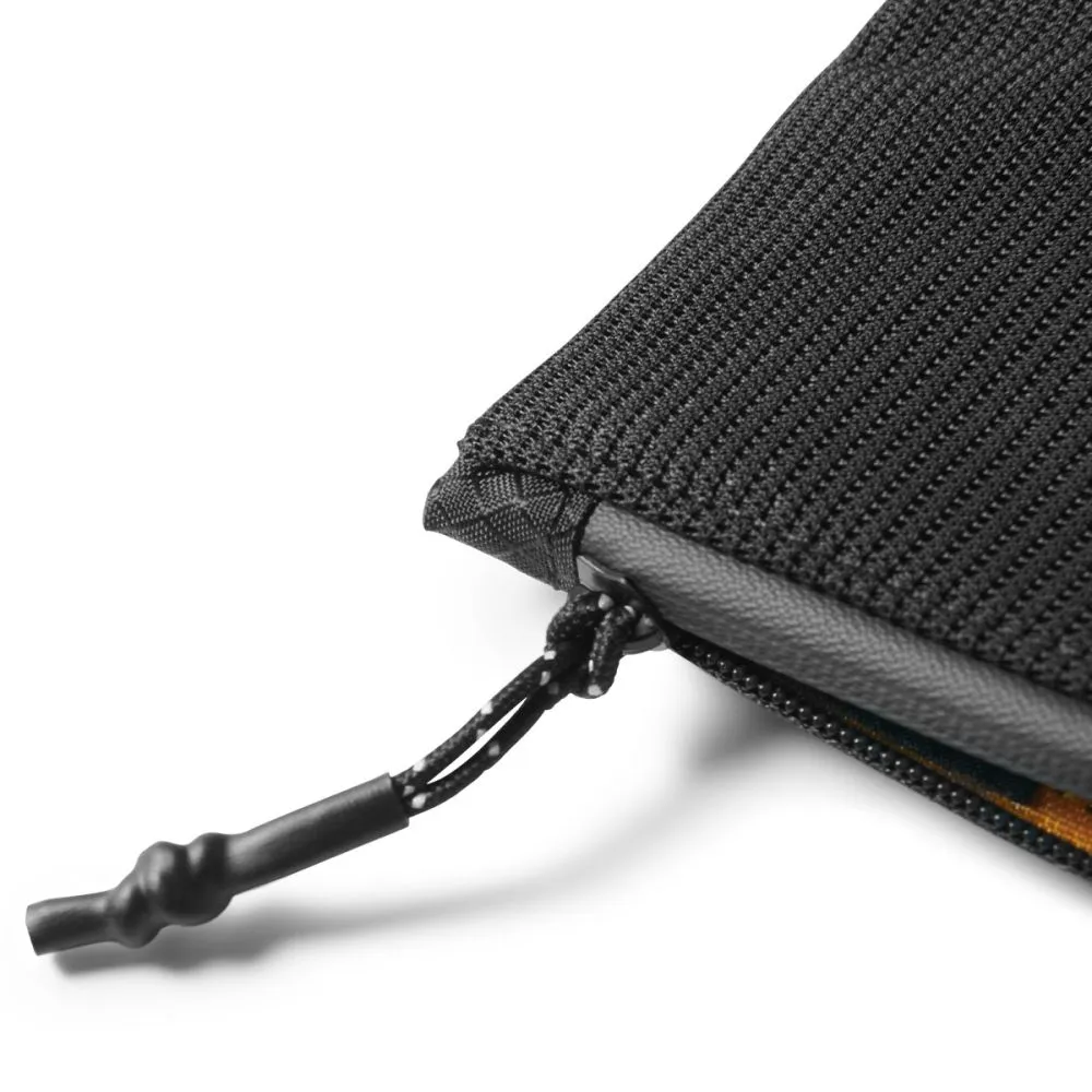  Dažādi SPIGEN LF300 SOFT RFID CARD HOLDER Viedierīču melns