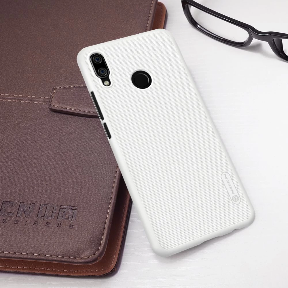 Huawei P Smart Plus (Nova 3i) suojakuori kultainen Super Frosted Shield