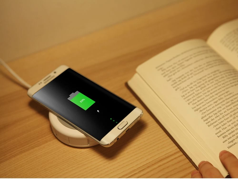 Bezvadu lādētājs  NILLKIN Hermit Multifunctional wireless charger balts