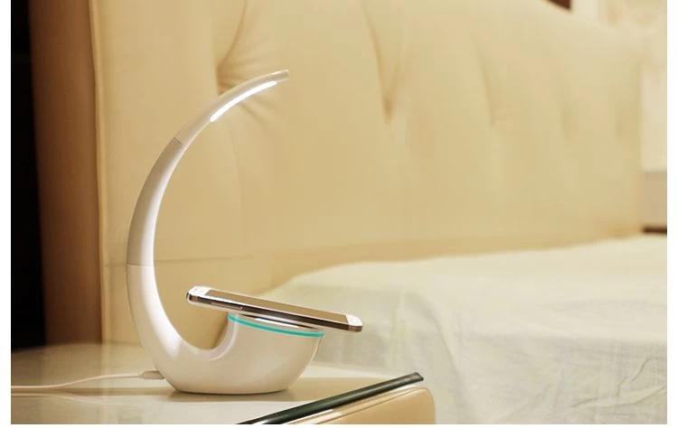 Bezvadu lādētājs  Nillkin Phantom Wireless Charger / LED lamp balts