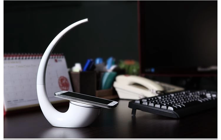 Bezvadu lādētājs  Nillkin Phantom Wireless Charger / LED lamp balts