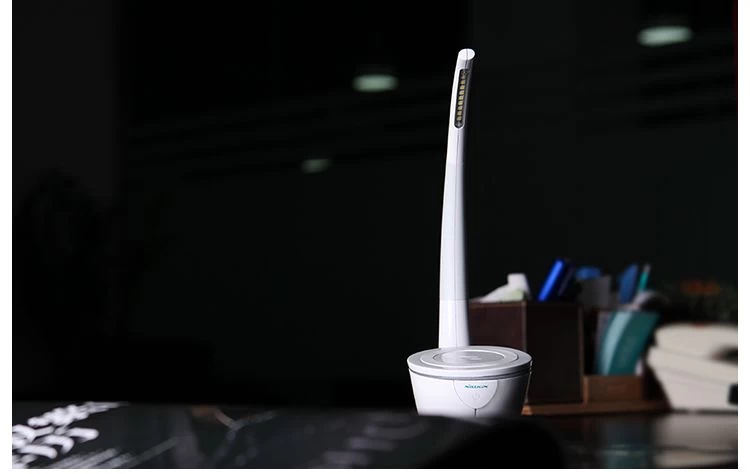 Bezvadu lādētājs  Nillkin Phantom Wireless Charger / LED lamp balts