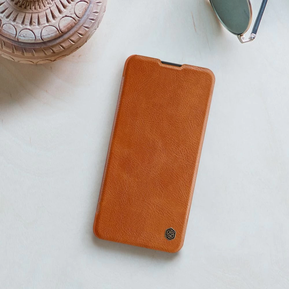 Huawei P40 suojakotelo ruskea Nillkin Qin Leather