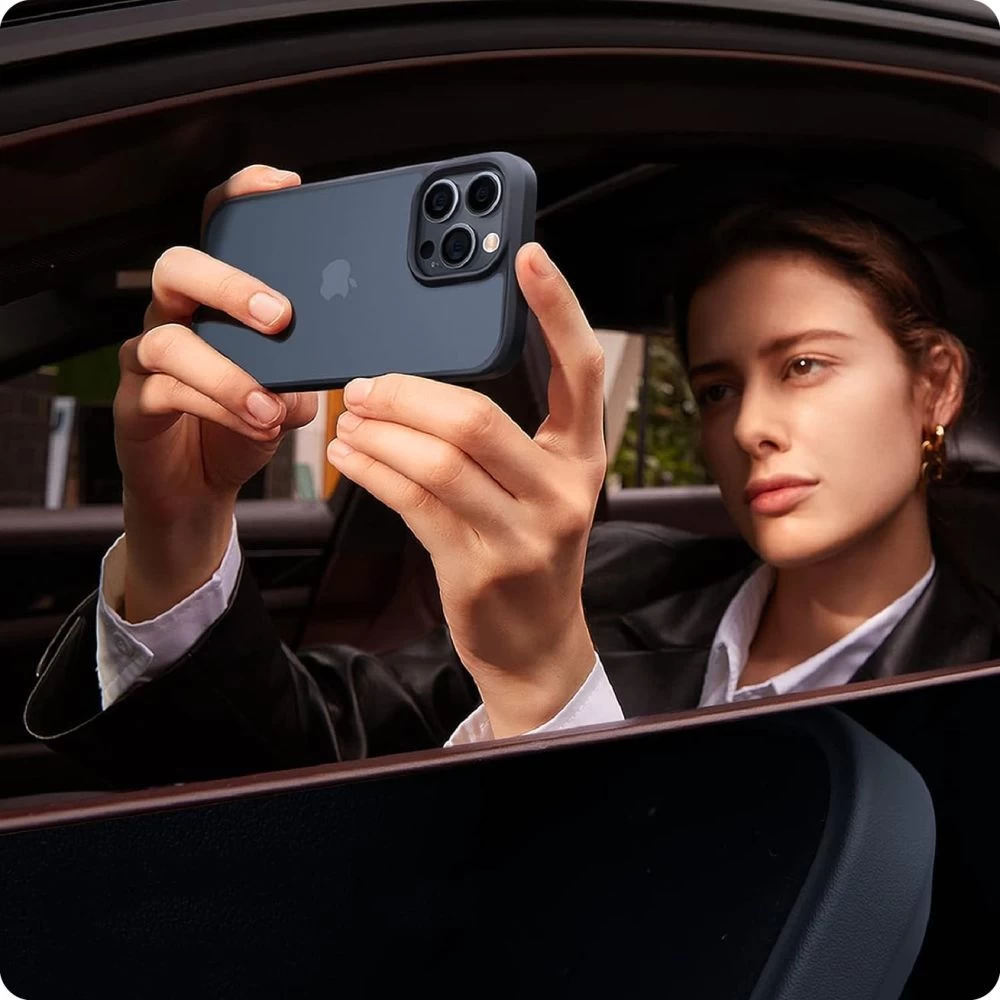 Apple iPhone 15 Plus vāciņš  TECH-PROTECT MAGMAT