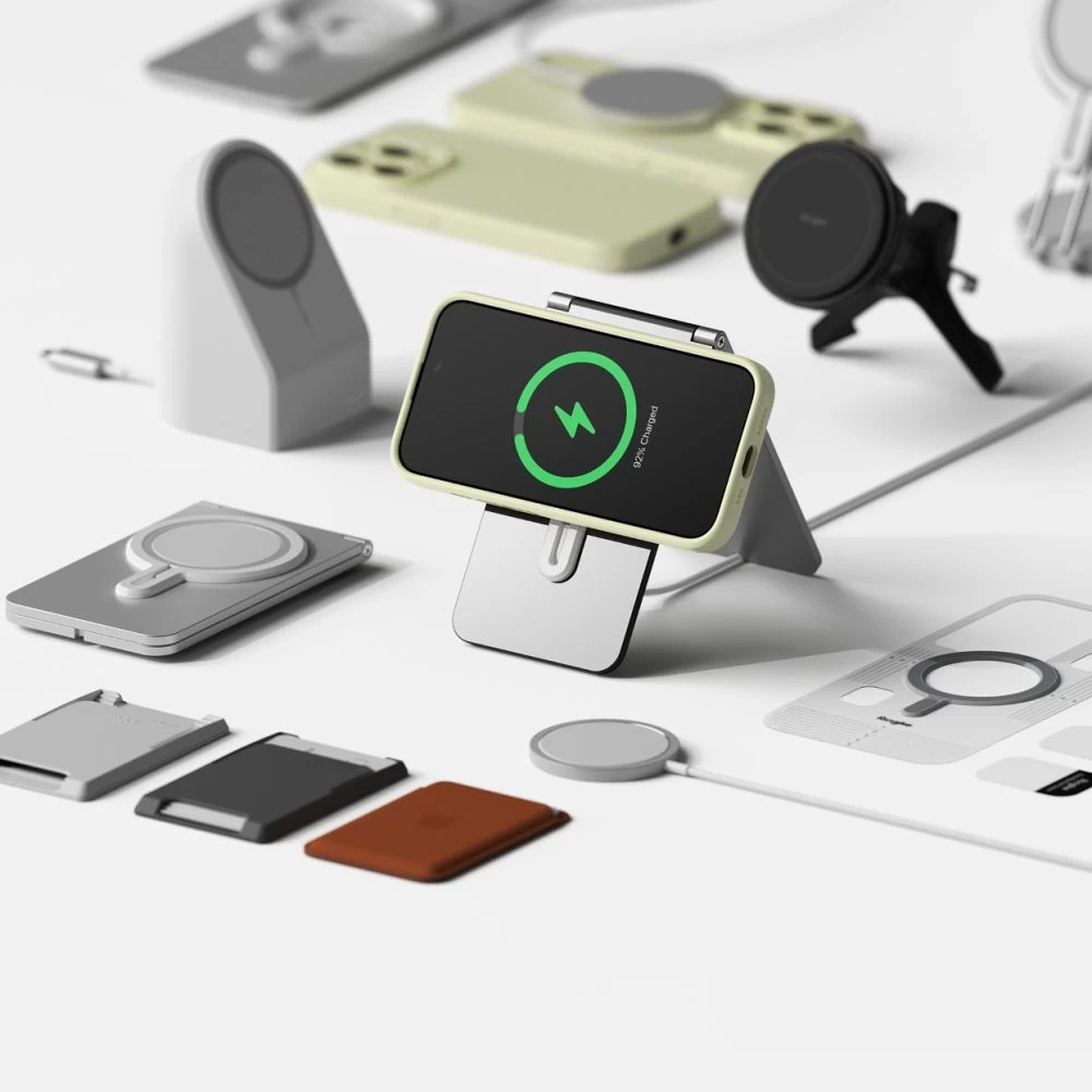 Apple iPhone 15 Pro Max чехол зеленый RINGKE SILICONE MAGNETIC MAGSAFE