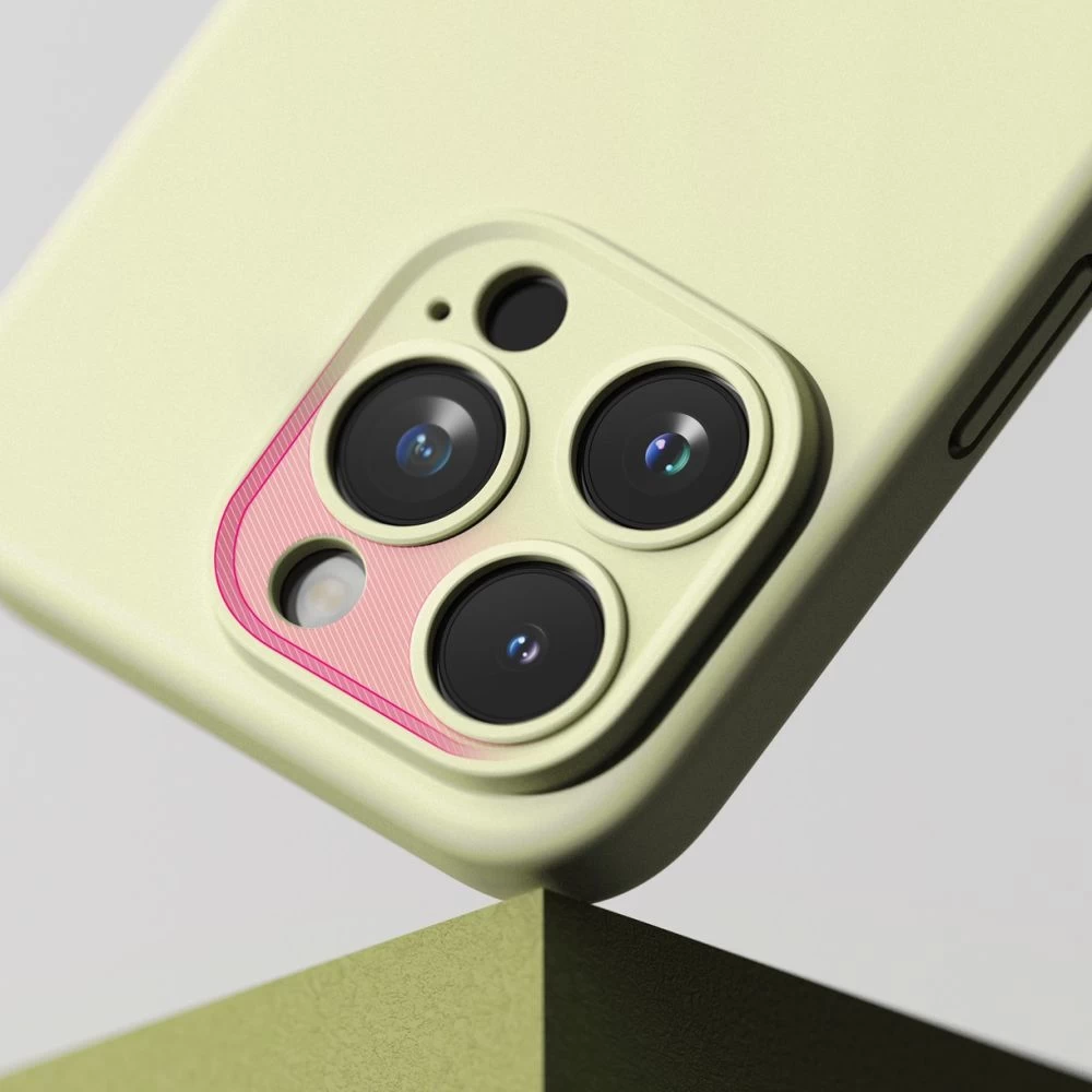Apple iPhone 15 Pro Max чехол зеленый RINGKE SILICONE MAGNETIC MAGSAFE