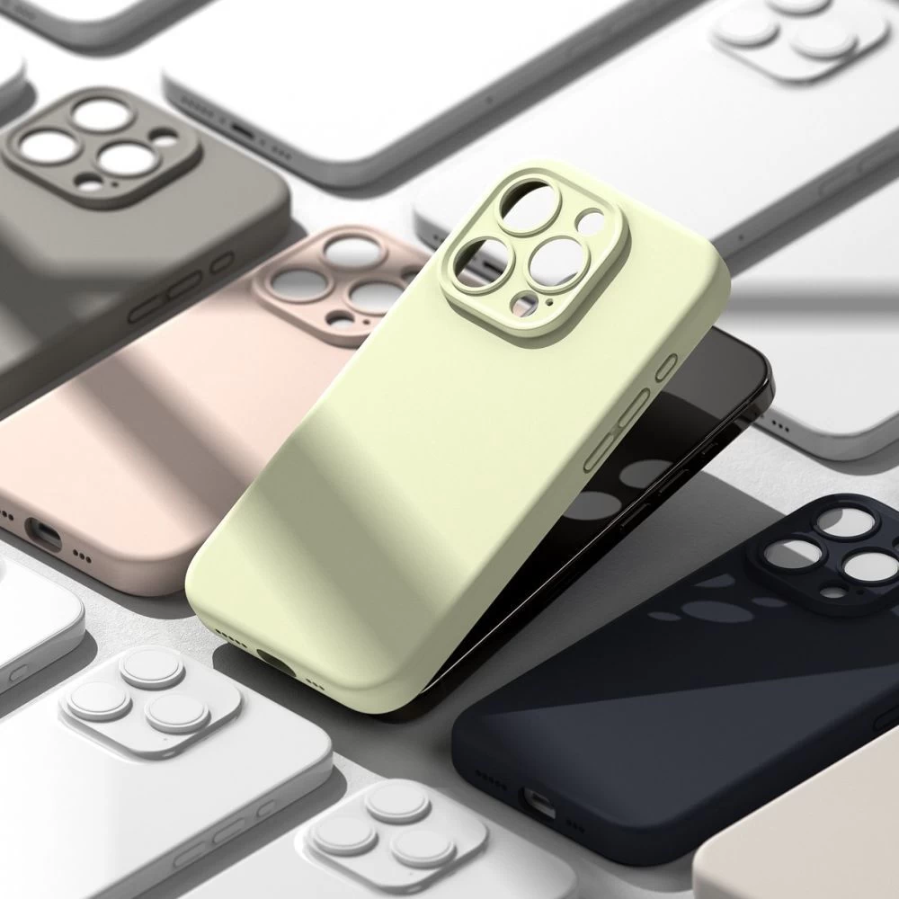 Apple iPhone 15 Pro Max чехол зеленый RINGKE SILICONE MAGNETIC MAGSAFE