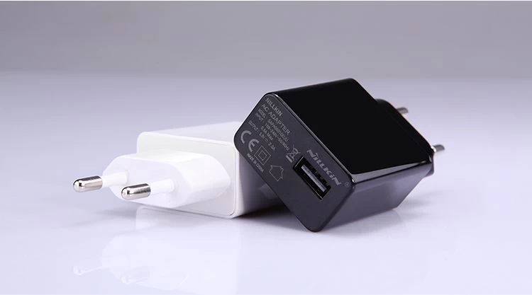 Datu kabeļi AC Adapter Universal EU  balts