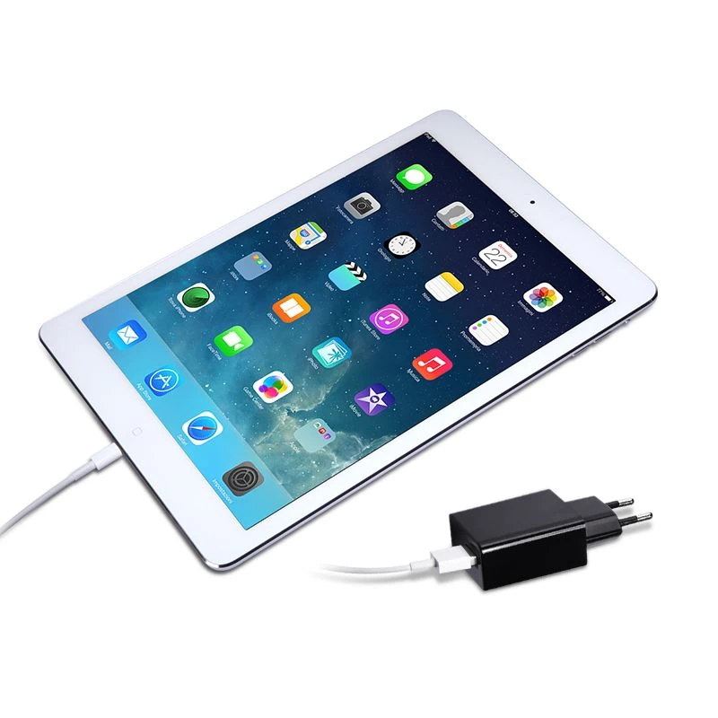 Datu kabeļi AC Adapter Universal EU  melns