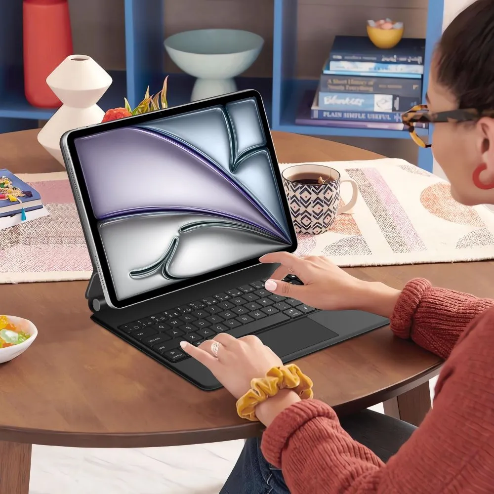 Apple iPad Air 13 (2025) чехол для планшетa черный TECH-PROTECT SMARTCASE MAGNETIC + KEYBOARD