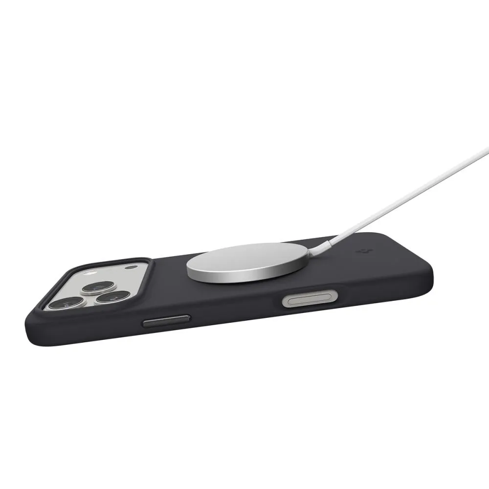 Apple iPhone 17 Pro skal svart SPIGEN SILICONE FIT MAG MAGSAFE